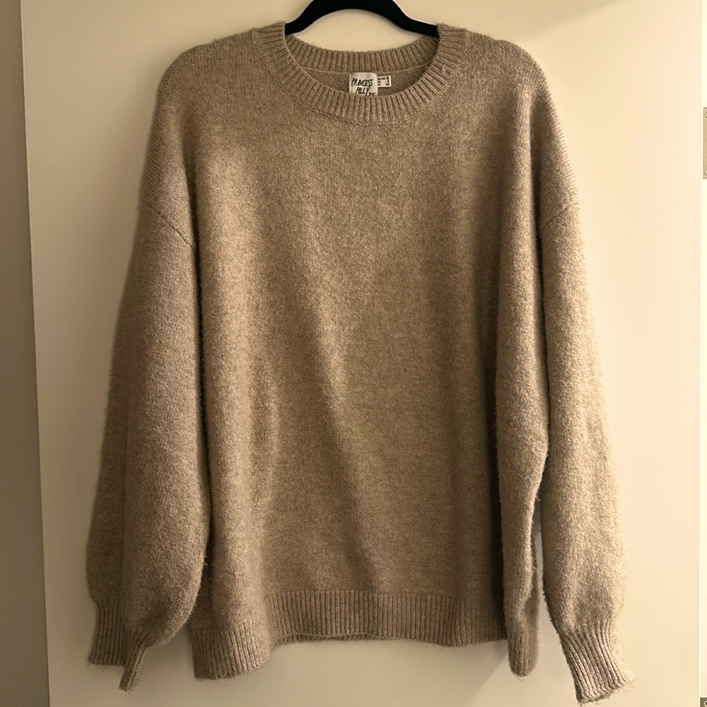 Princess Polly beige, cream colored sweater. Super soft. Oversized fit.
